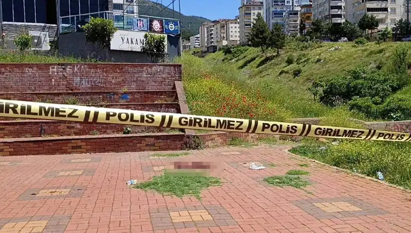 Kahramanmaraş'ta Bıçaklı Kavga: Kanlı Olayda Bir Kişi Ağır Yaralandı
