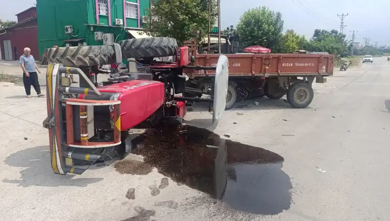 Otomobille Çarpışan Traktör Devrildi: İki Kişi Yaralandı, Olayın Ayrıntıları Şoke Etti
