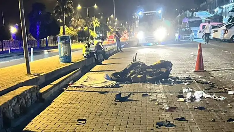 Alanya'da Motosiklet Kazası: Genç Hayatını Kaybetti, Şehirdeki Tüm Gözler Olayda