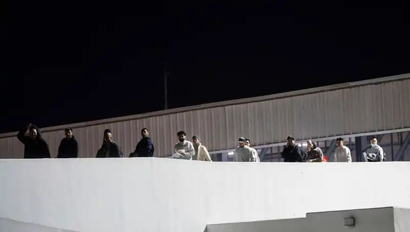 Düzensiz Göçmen Operasyonları: İki İlde Yüzlerce Yakalama Gerçekleşti