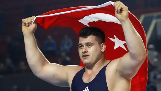 Milli Güreşçi Rıza Kayaalp'e Şok Cezası: 4 Yıl Men
