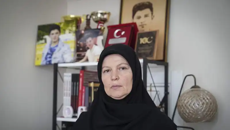 15 Temmuz’un Unutulmayan Kahramanı: 16 Yaşındaki Mahir Ayabak ve Annesinin 9 Yıl Süren Acısı