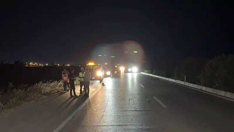 Adana'da 3 Araçlı Zincirleme Trafik Kazası: Yaralılar Var!