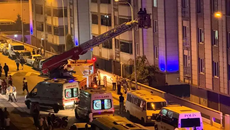 Bilecik'te Korkutan Yangın: 9 Kişi Hastaneye Sevk Edildi