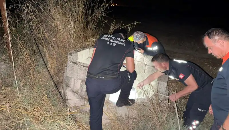 Burdur’da Kuyuya Düşen Kedi Kahraman İtfaiyeciler Tarafından Kurtarıldı