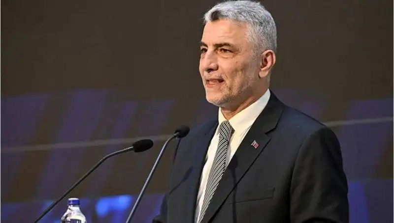 Ticaret Bakanı Bolat, Türkiye'nin Büyüme Verilerini Değerlendirdi: Ekonomik Görünüm Nasıldır?
