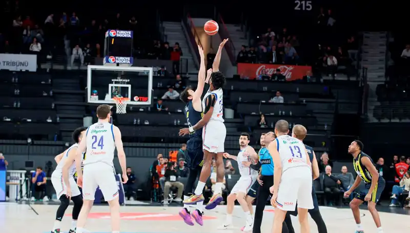 Anadolu Efes ve Panathinaikos’un Kıyasıya Mücadelesi: Maç Tarihleri ve Saatler