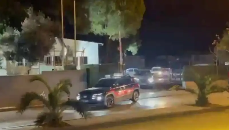 İzmir'de 24 Saatlik Dev Operasyonda 141 Hükümlü Yakalandı!