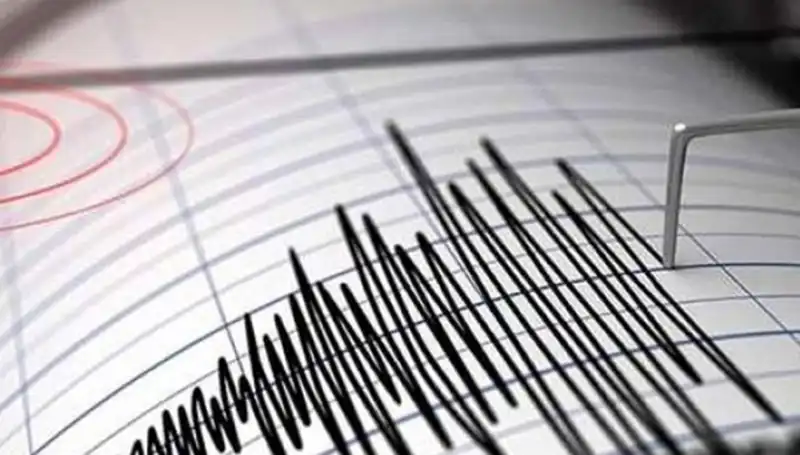 Sındırgı'da Şiddetli Deprem: 4,3 Büyüklüğünde Tedirgin Eden Sarsıntı