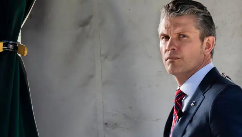 İki Pete’in Paranoik Hikayesi: Eski Danışmanı Her Şeyi Açıkladı