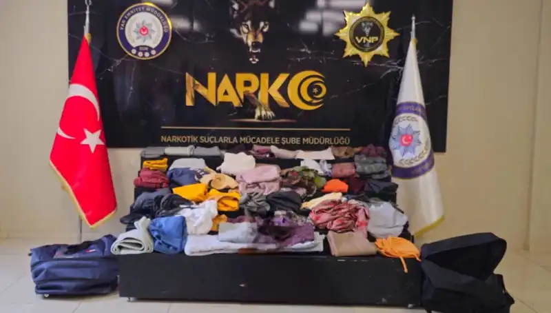 32 Kilo Metamfetaminle Yakalanan Şüpheli Operasyonu Korkuttu