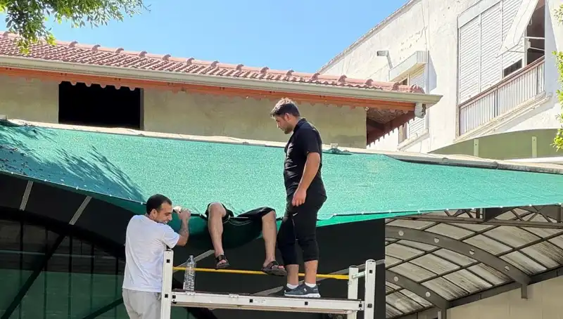 Balkon Kazası: Dengesini Kaybedip Aşağı Düştü, Hayatını Kaybetti