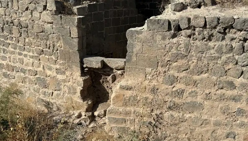 Diyarbakır'da Saint George Kilisesi'ne İlişkin Önemli Kitabe Keşfedildi