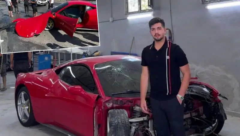 15 Milyonluk Ferrari Hurdaya Dönüşünce Sahibi Gözyaşlarına Boğuldu