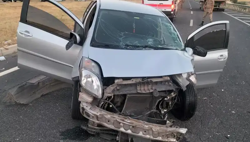 Diyarbakır'da Çifte Kaza: Altı Kişi Yaralandı, Olayın Sebepleri Belirsiz