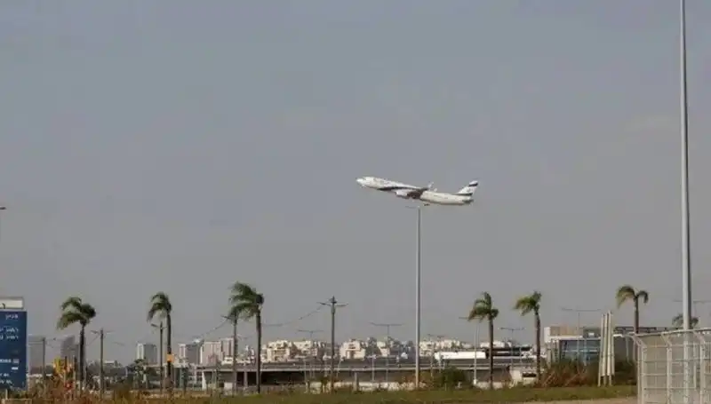 Yemenli Husiler, İsrail'in Ben Gurion Havalimanı'nı Şaşırtan Bir Saldırı İle Hedef Aldı