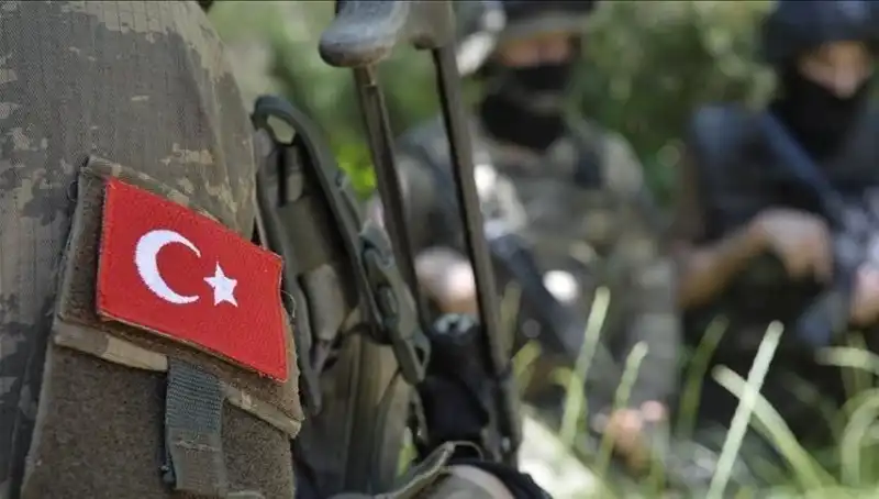 Irak'ın Kuzeyinde Metan Gazı Zehirlenmesi: 5 Askerin Hayatını Kaybetmesi Üzerine Sarsıcı Gelişmeler