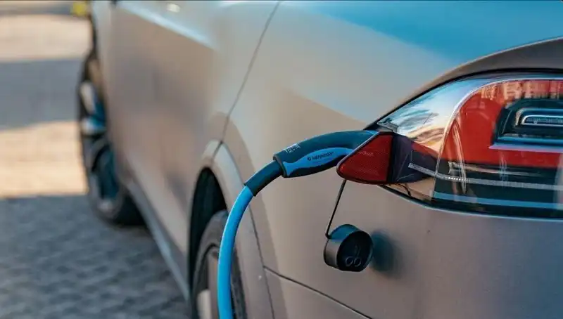 Elektrikli Araç Satışlarında Yoğun Düşüş: İhtiyaçlar mı Değişiyor?