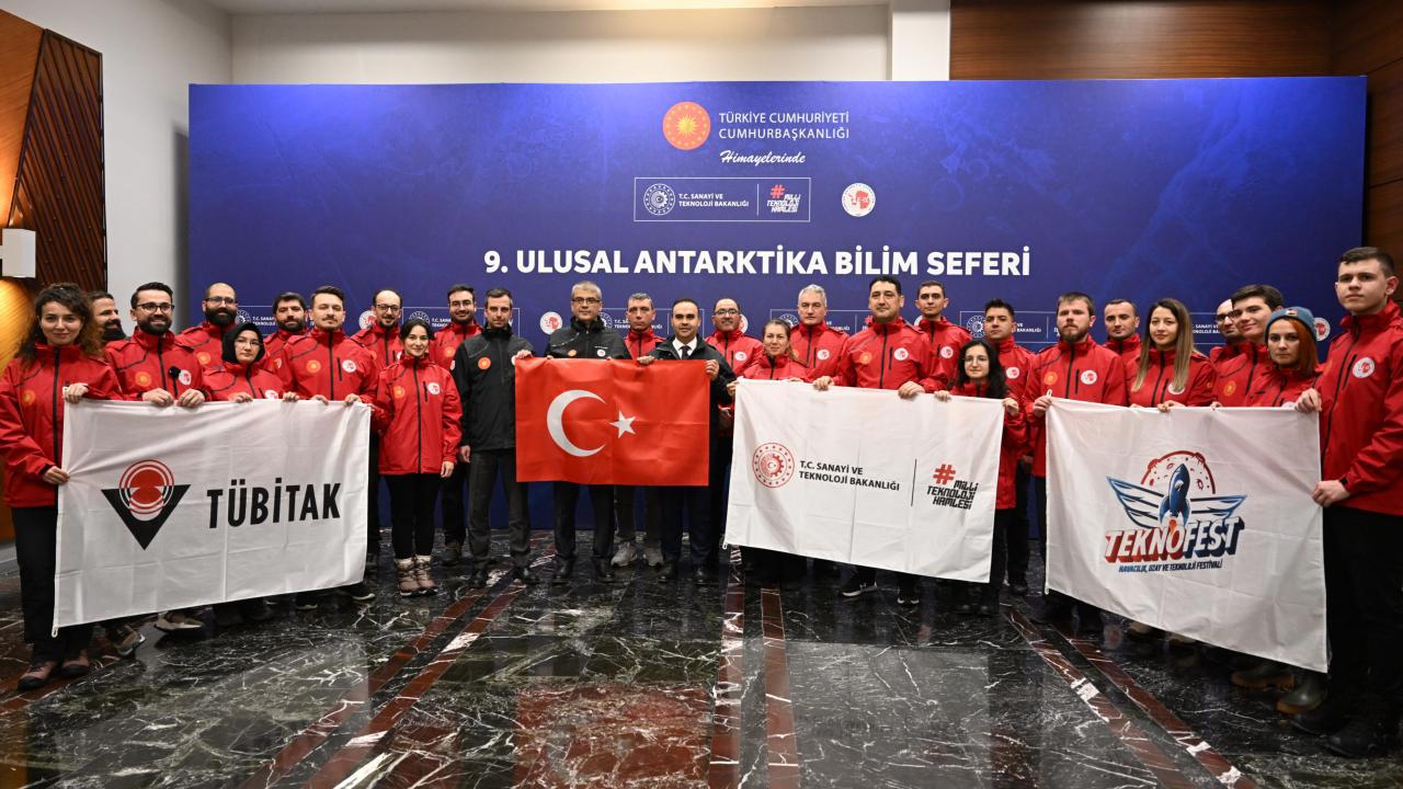 Türk Bilim İnsanları Antarktika Yolculuğuna Devam Ediyor